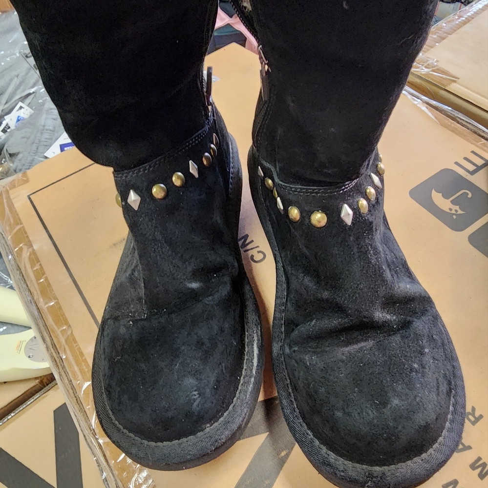 UGG Avondale boots size 8 - Picture 12 of 12